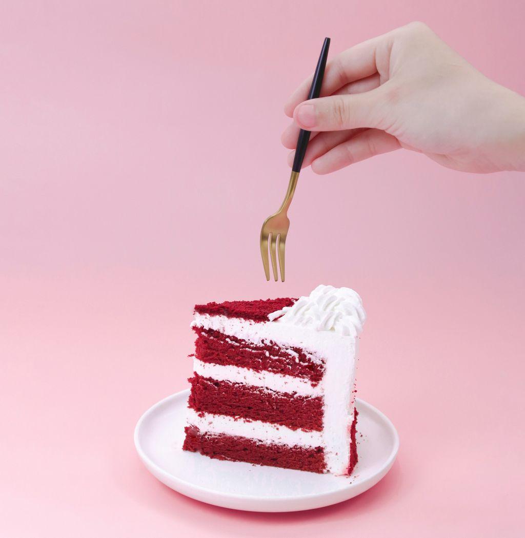 src/images/products/banh-sinh-nhat/banh-kem-tim-red-velvet-original/#red-velvet-3.jpeg