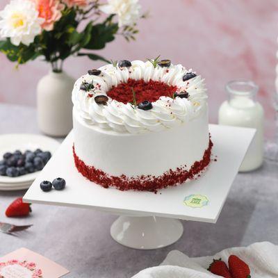 Main image Bánh red velvet sữa chua việt quất