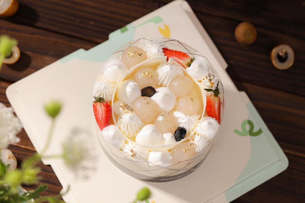SCake mousse-pho-mai-nhan-dau-tay-viet-quat-2