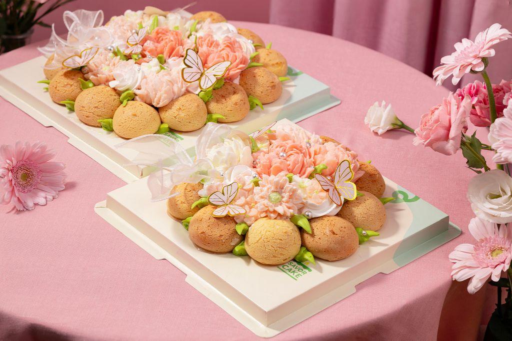 SCake set-banh-su-kem-bouquet-flowers-2
