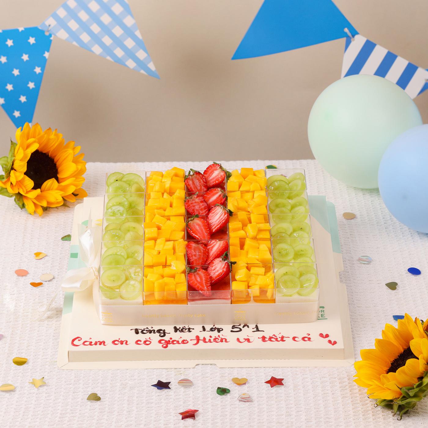 SCake set-mousse-trang-tri-hoa-qua-tuoi-be-giang-25