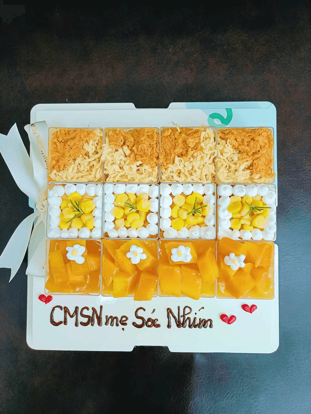 Ảnh feedback Set bánh Sweet Sunshine (bông lan trứng muối - bánh kem bắp - mousse xoài) set 12 (size nhỏ)