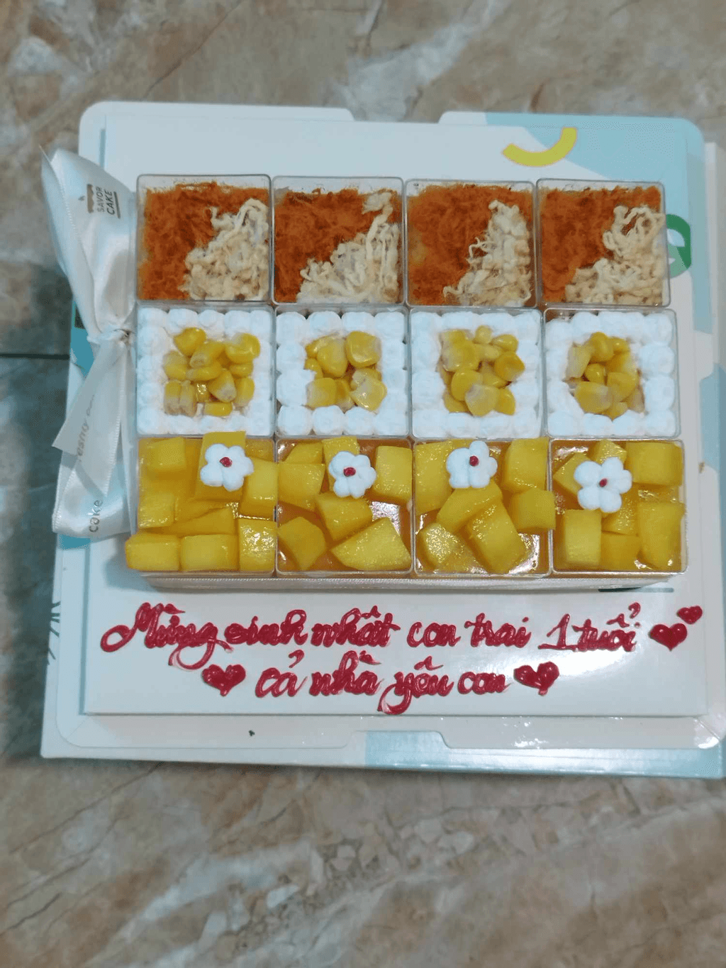 Ảnh feedback đơn 1525090 - Set bánh Sweet Sunshine (bông lan trứng muối - bánh kem bắp - mousse xoài) set 12