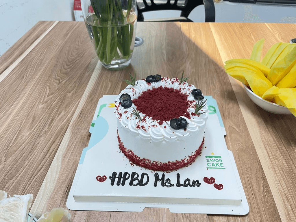 Ảnh feedback đơn 1516147 - (Bánh 1h) Bánh red velvet sữa chua việt quất size mini 13x6cm